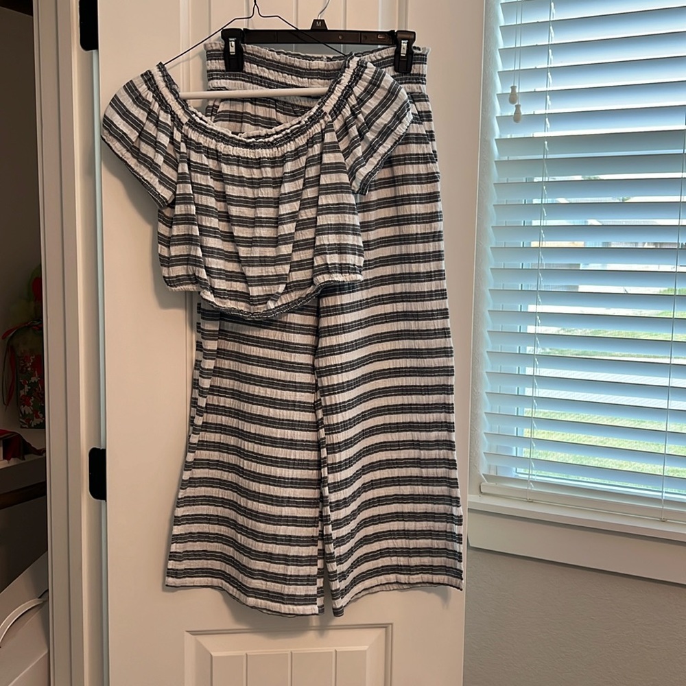 Matching Aerie Set